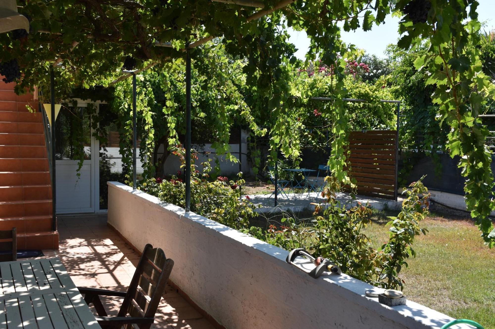 Villa Gerani يورانيون المظهر الخارجي الصورة