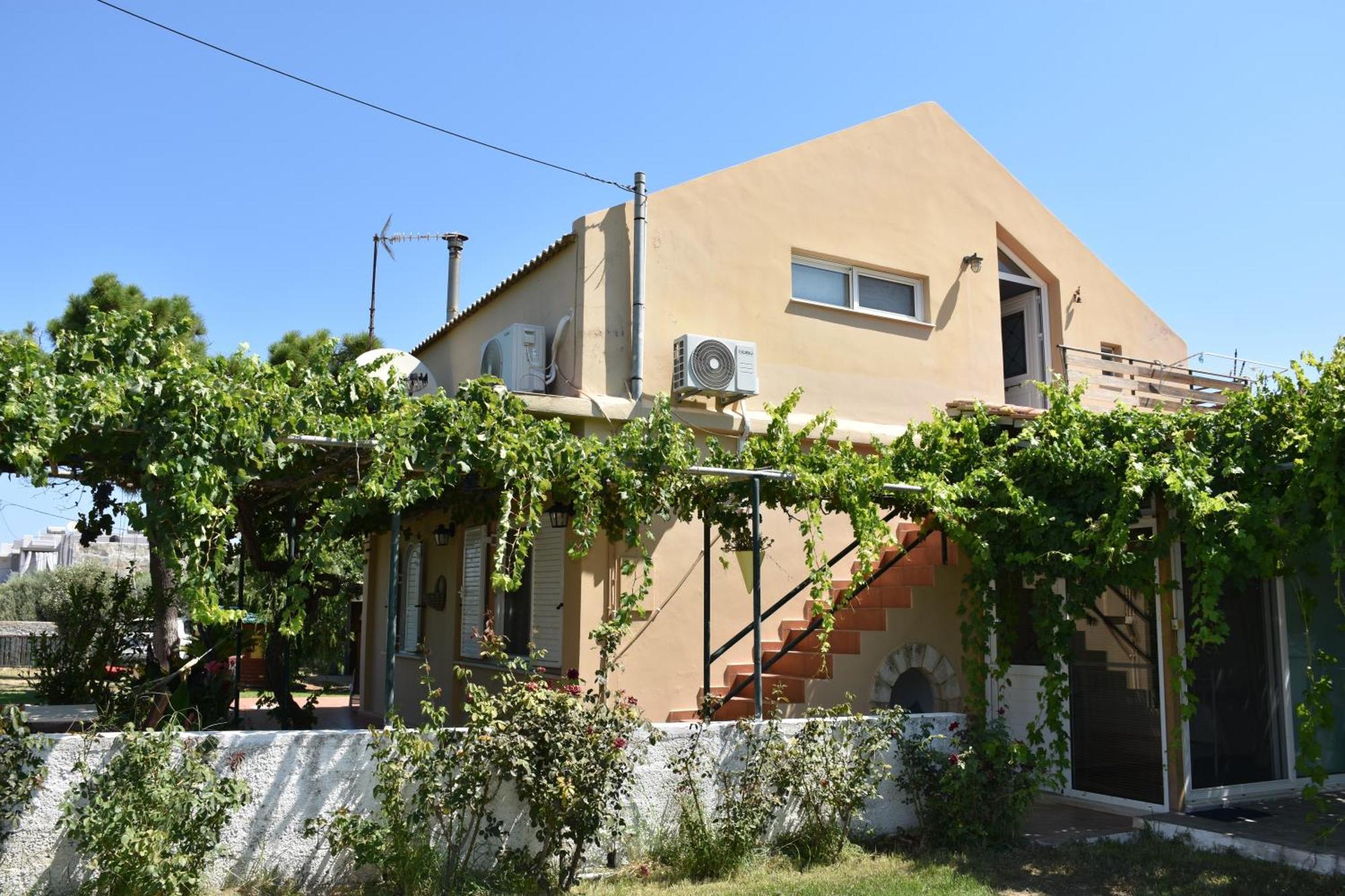 Villa Gerani يورانيون المظهر الخارجي الصورة