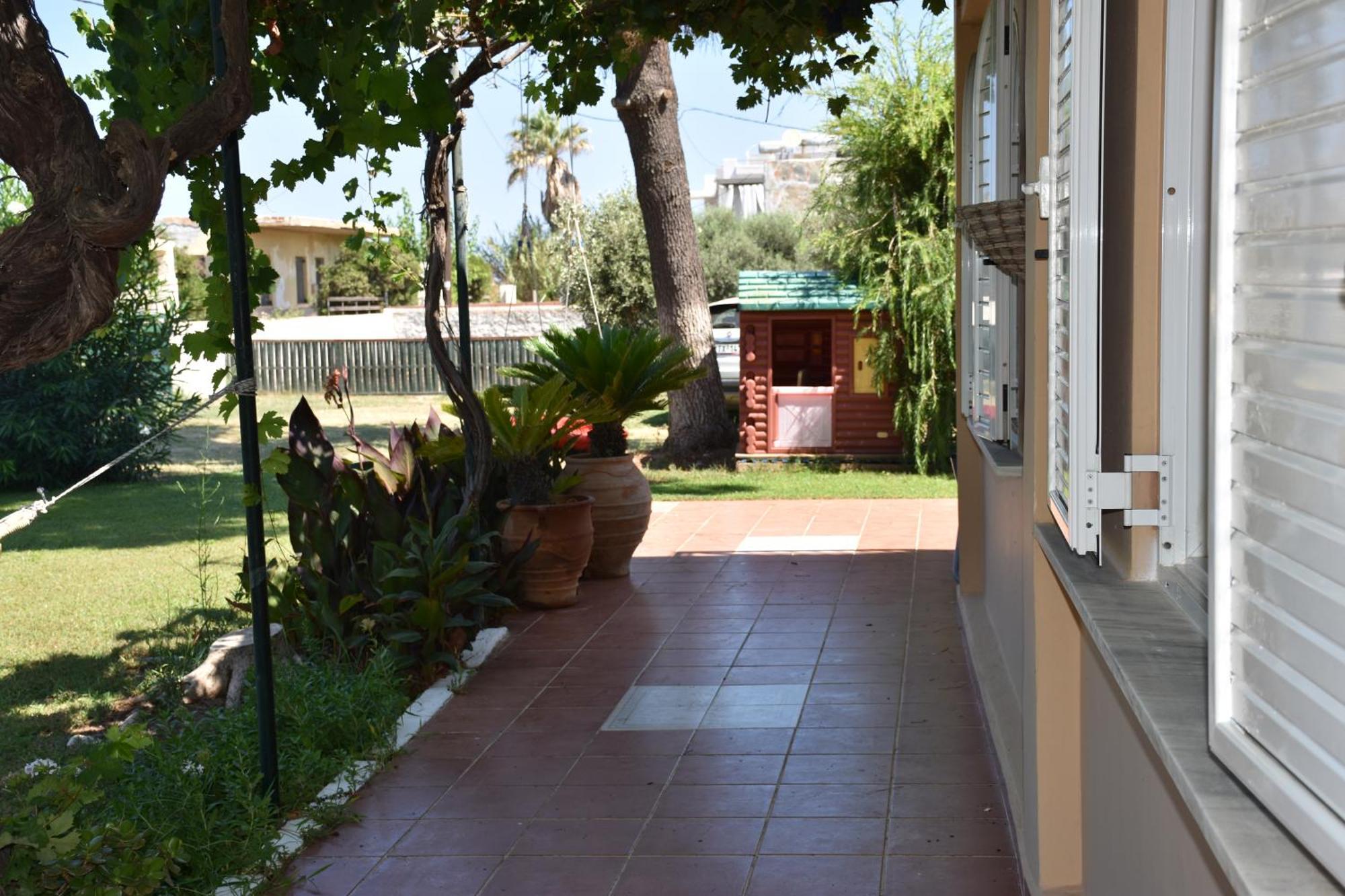 Villa Gerani يورانيون المظهر الخارجي الصورة