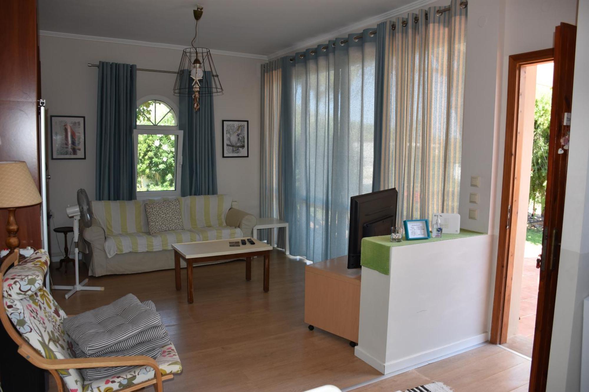 Villa Gerani يورانيون المظهر الخارجي الصورة